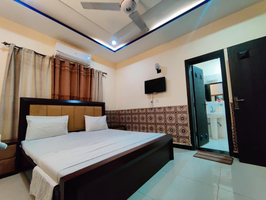 Luxury Guest Rooms Rawalpindi Exterior photo